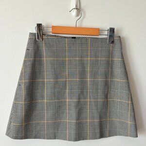 Aritzia Wilfred Renee A-line Mini Skirt Plaid Houndstooth Size 4